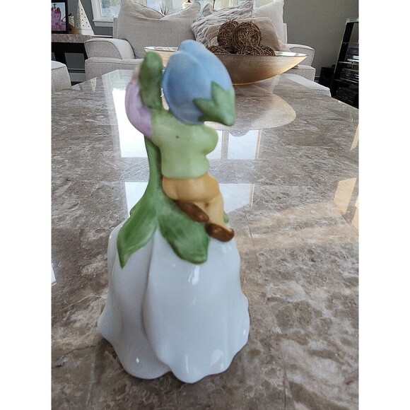 Avon Porcelin Elf Tulip Shamrock Bell, 1983 - Picture 3 of 4